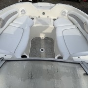 2006 Stingray 220DR